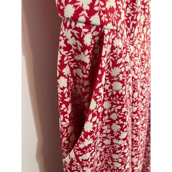 Torrid Maxi Women's Dress 1X Red Floral Cap Sleeve Pleated Fit Flare Pockets EUC - Picture 5 of 12